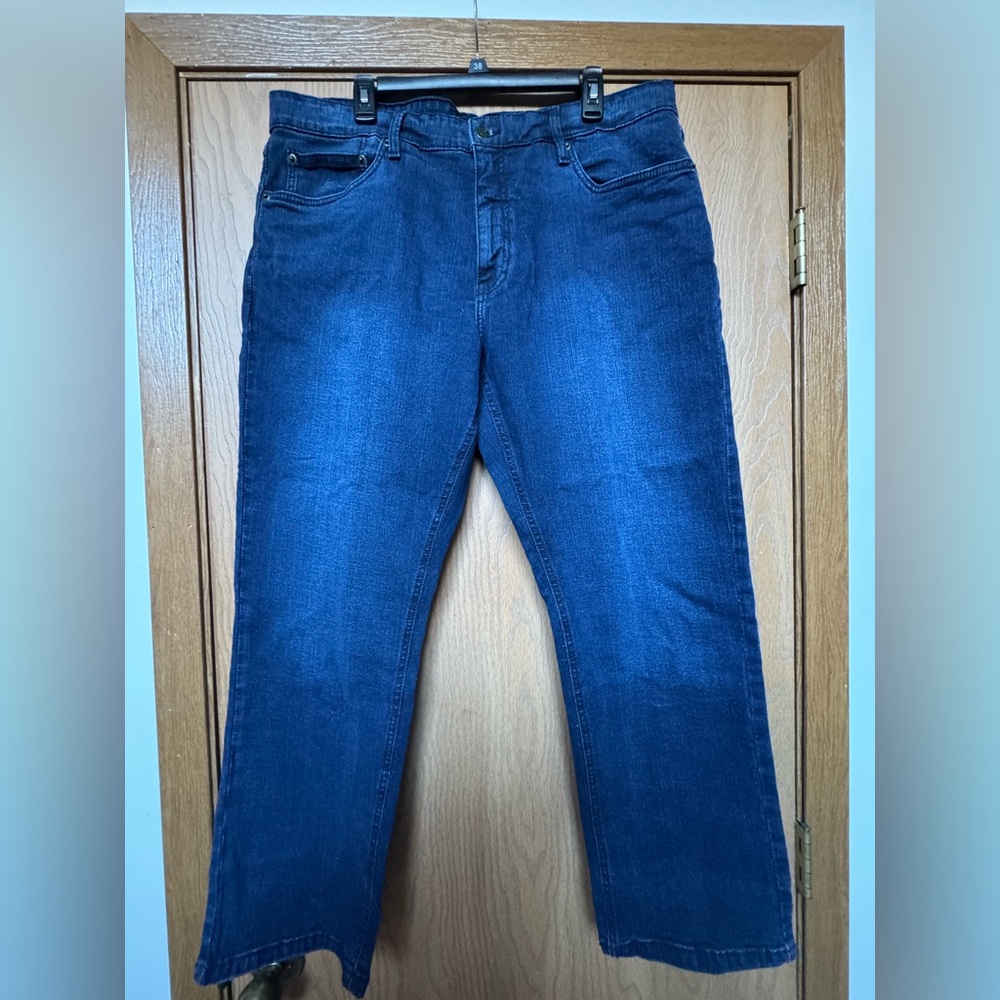 Men’s 40x29 Stretch Relaxed Fit Straight Leg Jeans